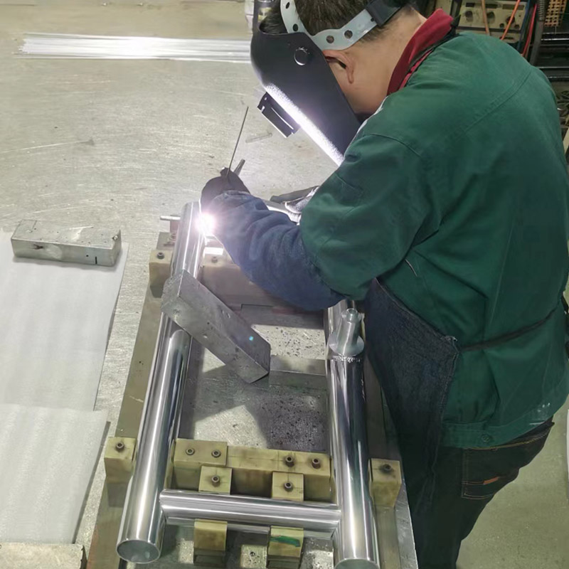 Soldadura por arco metálico con gas (GMAW)